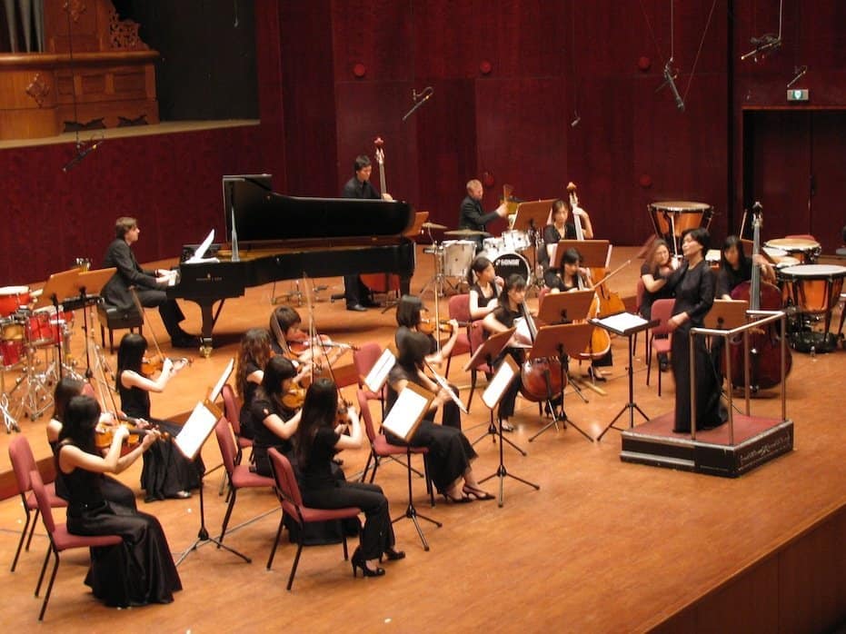w. orchestra in Taiwan national concert hall 2010 (pic: privat)
