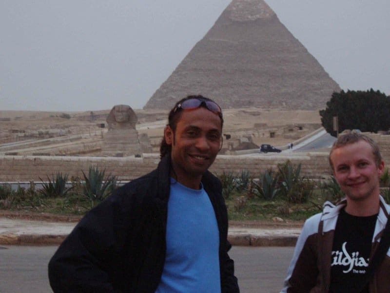 with Altaf Vellani at the pyramids 2005 (pic: privat)